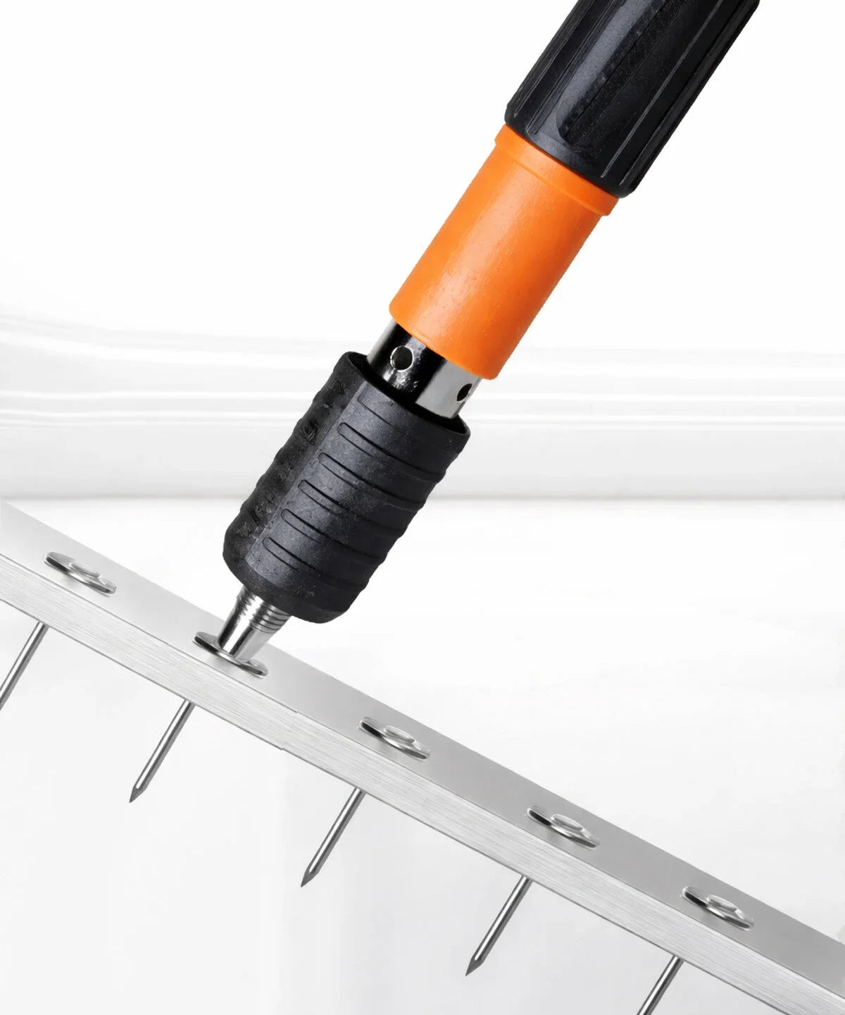 Manual Nail Gun for Wall Fixing – Handheld Concrete Nailer