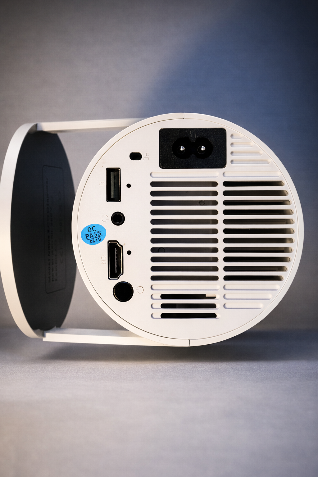 HY-300 Home Theatre Multimedia Projector with Highlight Coating Lens